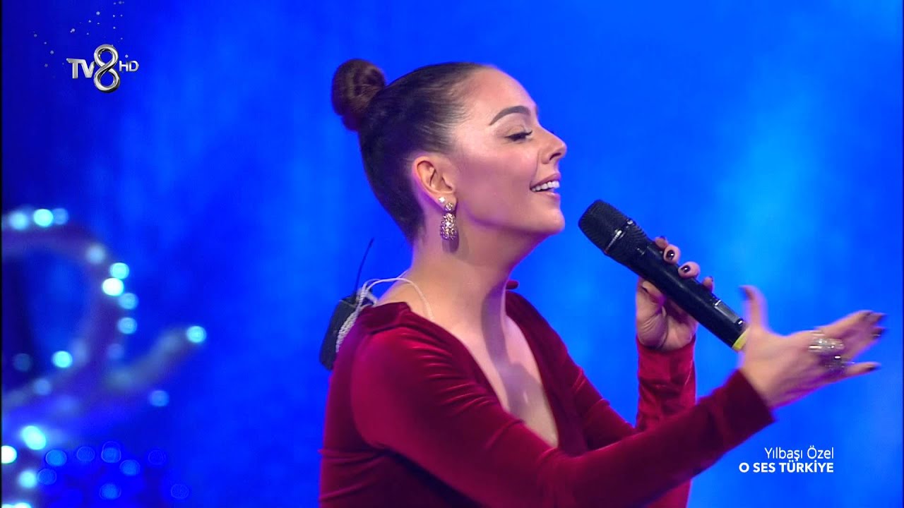  موزیک ویدئو ترکی Ebru GÜNDEŞ - Gidiyor Gönlümün Efendisi