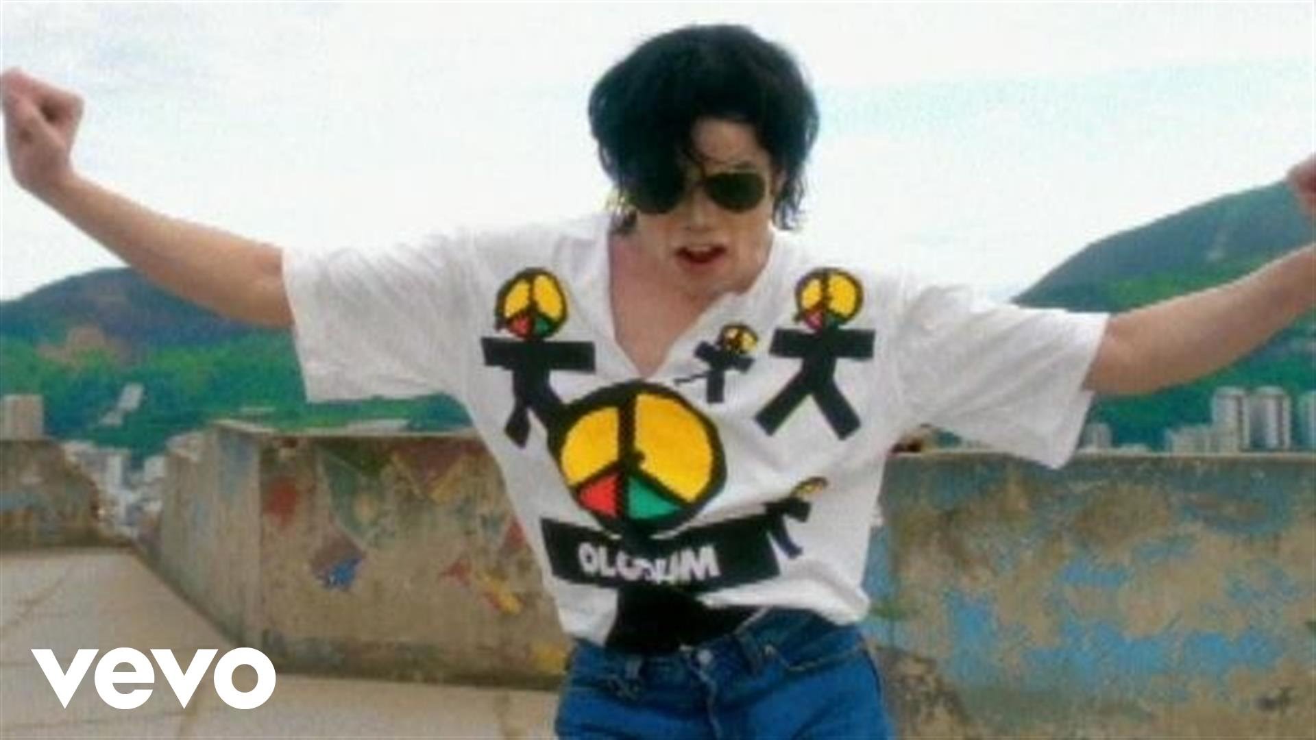 موزیک ویدئو و کنسرت They Don’t Care About Us (Brazil Version)